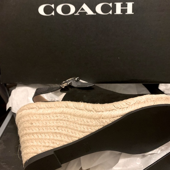 Sandals - Picture 2 of 2